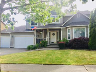 Main picture of 3007 Campus Prairie Loop NE