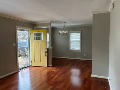 Main picture of 2707 Alanmede Rd