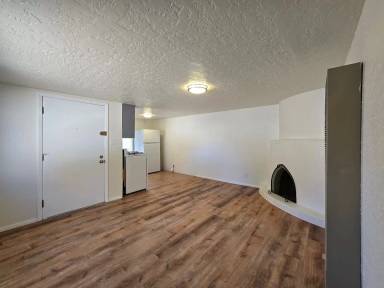 Main picture of 705 Columbia St