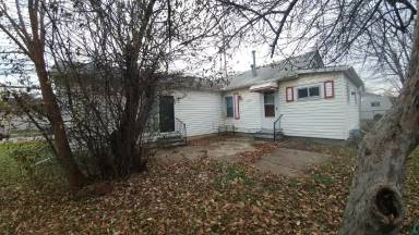 Main picture of 23703 Rausch Ave