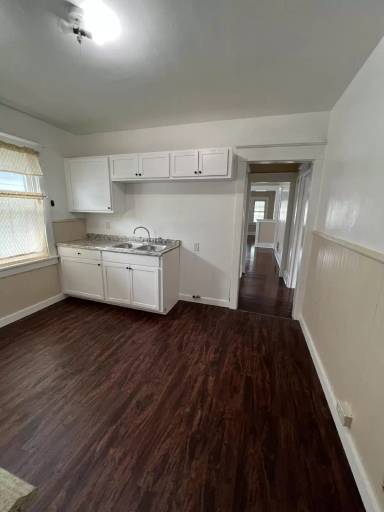 Main picture of 310 Chelsea Pl