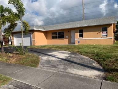 Main picture of 3501 N 41st Ct