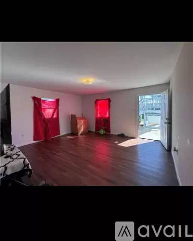 Main picture of 335 Cleveland St