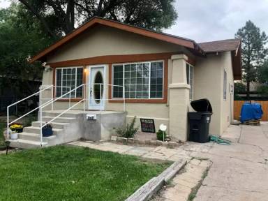 Main picture of 303 W 21st St