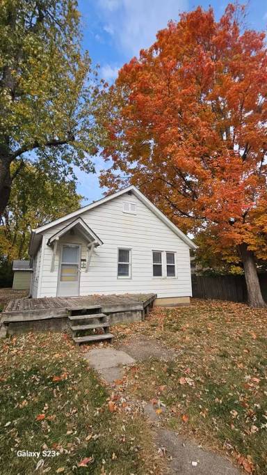 Main picture of 8 O Neil Ct