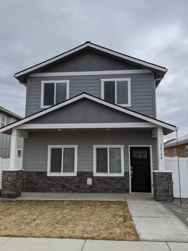 Main picture of 12106 W Wellington Ave