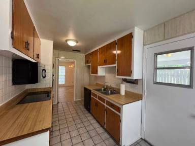 Main picture of 1054 Gallen Ct