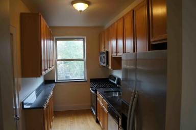 Main picture of 1403 W Highland Ave