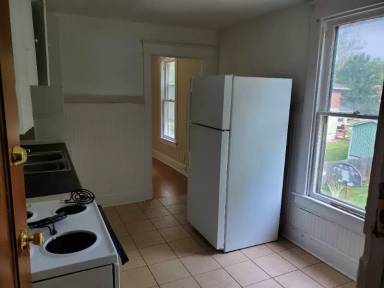 Main picture of 1116 Main St