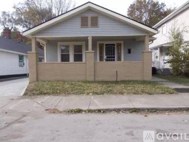 Main picture of 2444 Paris Ave