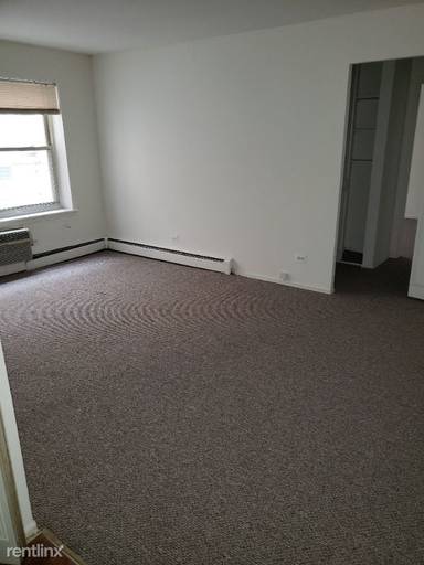 Main picture of 6830 N Sheridan Rd Apartments