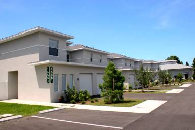 Main picture of 16541 Bent Palms Cv