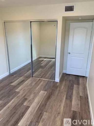 Main picture of 16765 Barefoot Cir