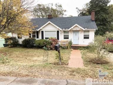 Main picture of 12 Virnelle St