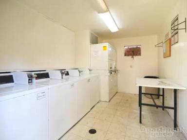 Main picture of Heather Apartments