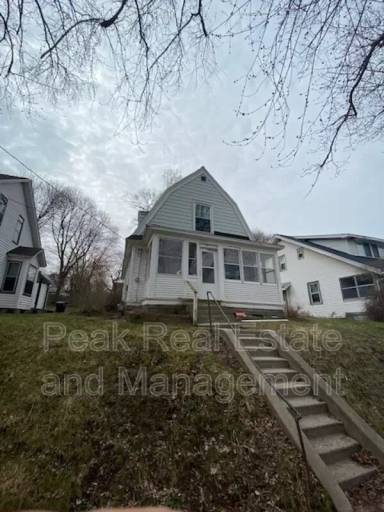 Main picture of 1064 Dunham St SE