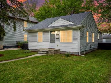 Main picture of 15504 Leona Dr