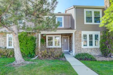 Main picture of 14336 E Temple Pl