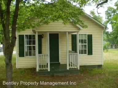 Main picture of 901 Oakwood Ave