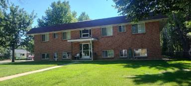 Main picture of 744 Baker St