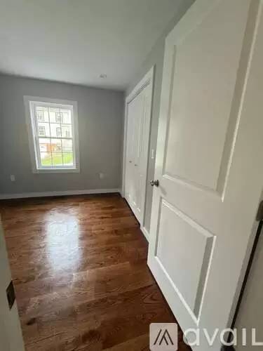 Main picture of 55 Stoughton St