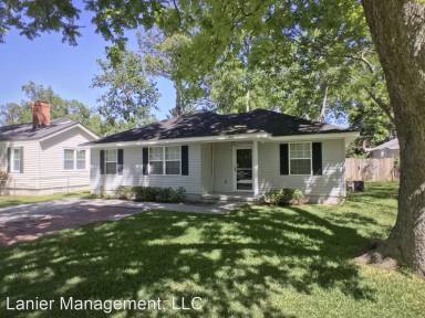 Main picture of 412 Forrest Ave