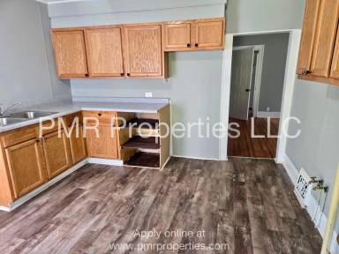 Main picture of 321 Voorhis St