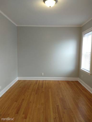 Main picture of 6103 N Claremont Ave