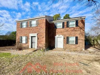 Main picture of 1742 E Holmes Rd