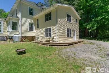 Main picture of 12 Rushing Brook Ln