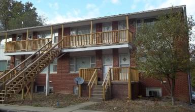Main picture of 1400 W Calhoun St