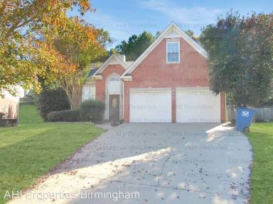 Main picture of 5522 Fawn Cir