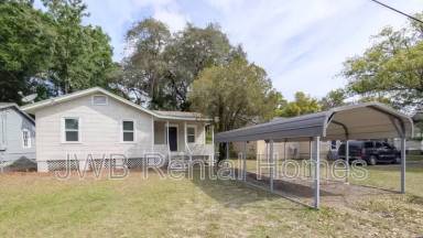 Main picture of 217 E 48th St