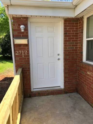 Main picture of 2717 Columbus Cir