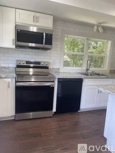 Main picture of 222 Branch St