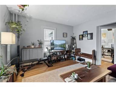 Main picture of 3139 3rd Ave S