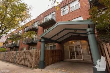Main picture of 2333 W Saint Paul Ave