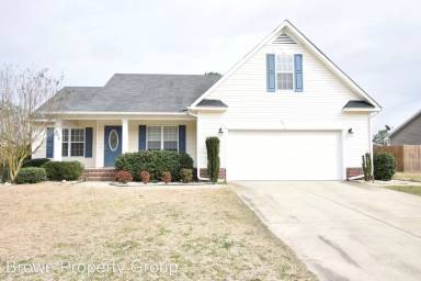 Main picture of 205 Van Buren Dr