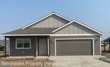 Main picture of 1502 Oakwood Dr