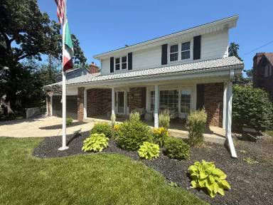 Main picture of 6733 52nd Ave