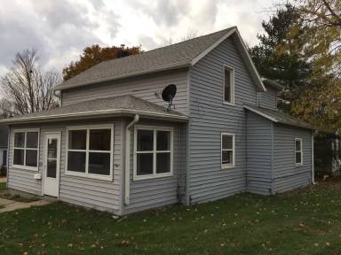 Main picture of 621 N Dixon Ave