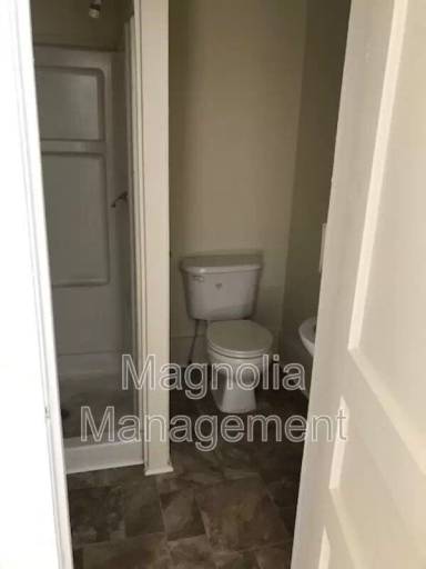 Main picture of 311 Davis St
