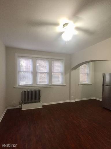 Main picture of 1429 W Lunt Ave