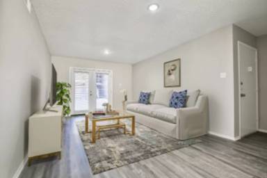 Main picture of Lubbock Heights Apartments