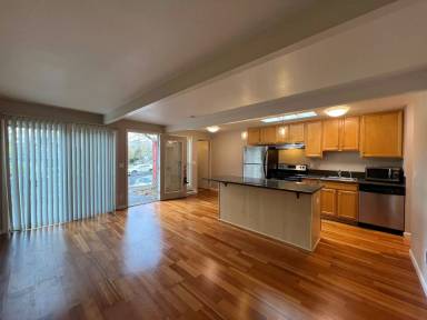 Main picture of 3036 SE Tibbetts St