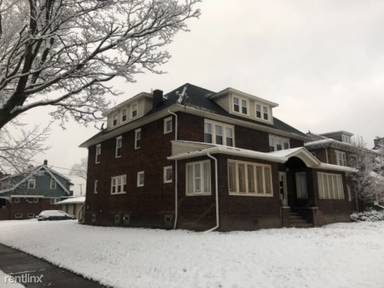 Main picture of 3254 West Blvd