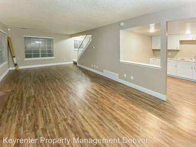 Main picture of 12737 Elm St