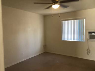 Main picture of 1153 E Taylor St