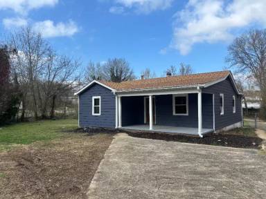 Main picture of 619 Pinewood Ave