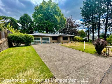 Main picture of 3946 SW 44th Ave
